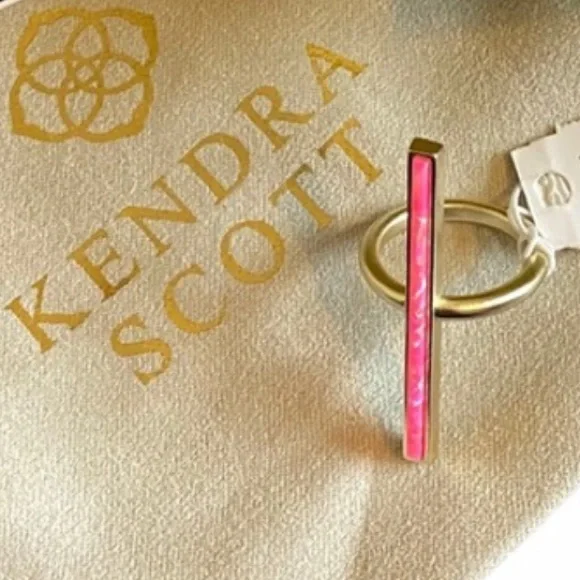 For @itstashadoll - Kendra Scott Reggie Ring - Hot Pink Kyocera Opal - Picture 1 of 6